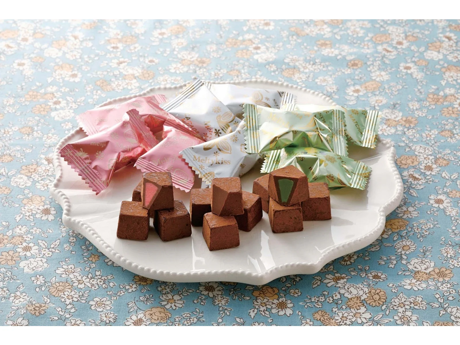 Meiji Meltykiss Party Assortment Bag 30 Pieces - Image 2